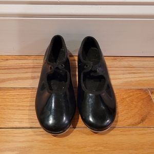 Kids tap shoes